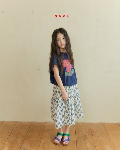 041513花朵上衣(兩色)9