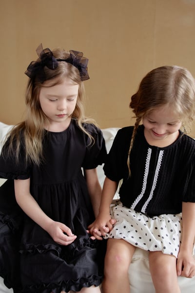 032714優雅花邊上衣(兩色)8