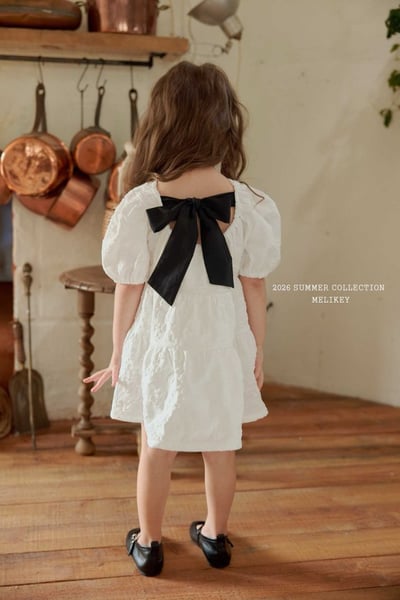 040142優雅白連身裙7