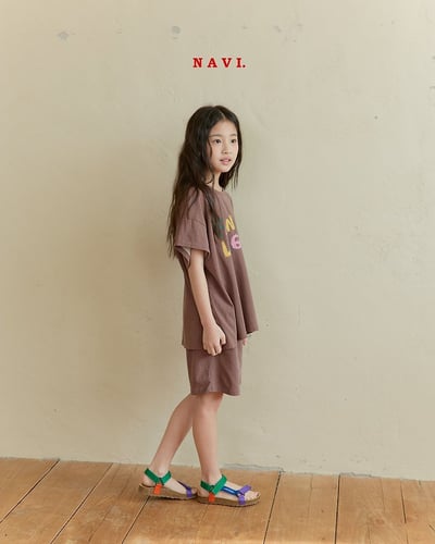 041534英文上衣(兩色)10