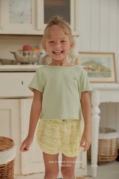 040136背後造型上衣(兩色)15