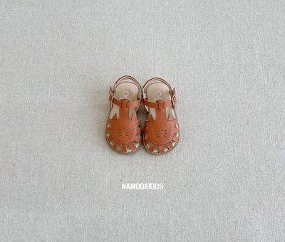 042402簍空涼鞋(兩色)14