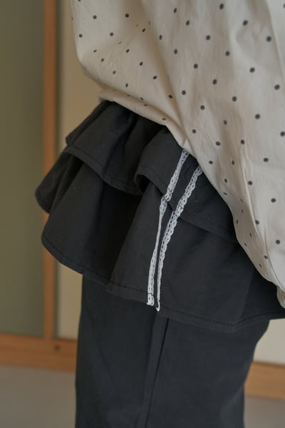 25420造型線條抽繩褲3