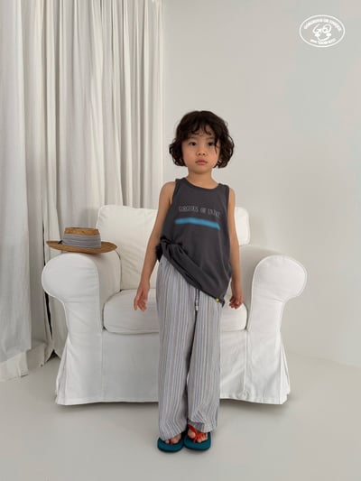 041648英文背心(兩色)7