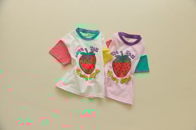 042332草莓上衣(兩色)2