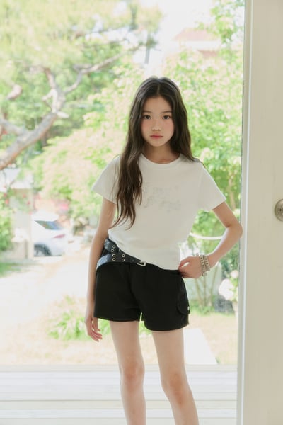 052404英文上衣(兩色)3