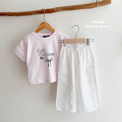 050838雕花袖上衣(兩色)5