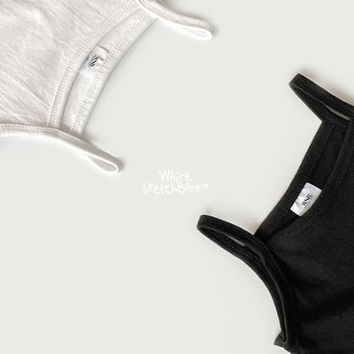 42902黑白細肩背心(兩色)5