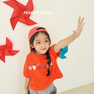 031821草莓上衣(兩色)8