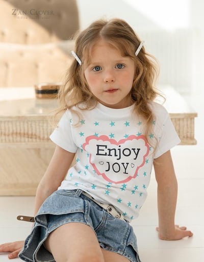 032521愛心英文上衣(兩色)10