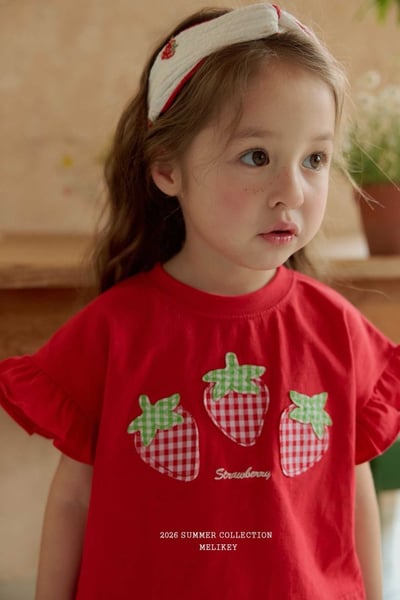 040134草莓上衣(兩色)9