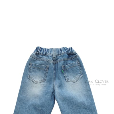 032506破破牛仔褲4