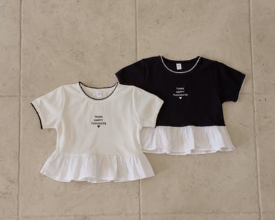 032710造型英文上衣(兩色)3