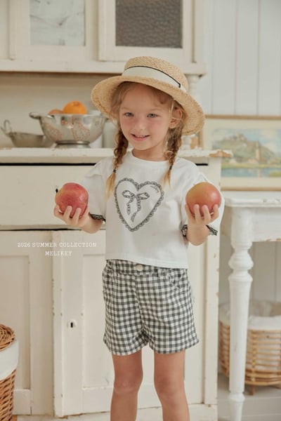 040105愛心蝴蝶結上衣(兩色)5