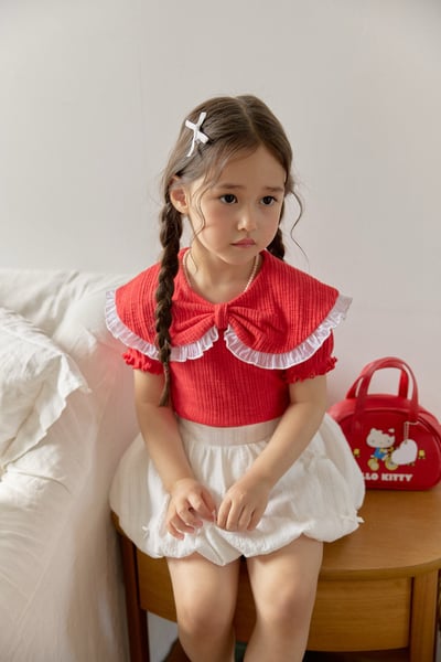 042210紅色花邊翻領上衣3