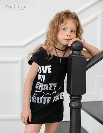 032518造型英文上衣(兩色)12