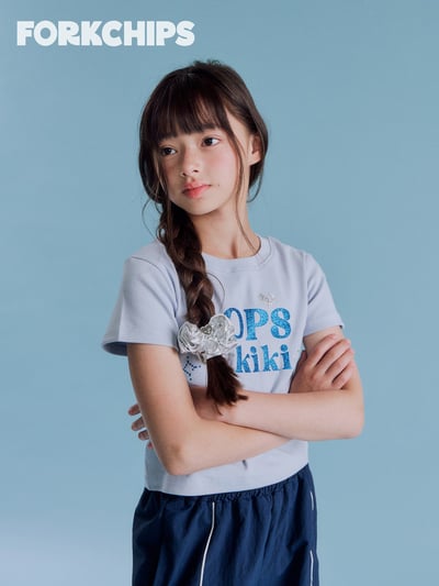 052608英文上衣(兩色)12