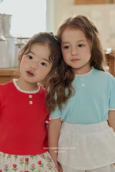 040115花邊上衣(三色)1