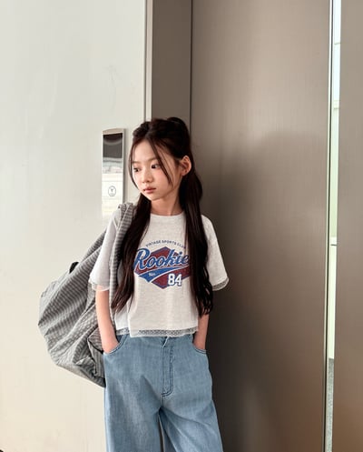 042169英文數字上衣(兩色)1