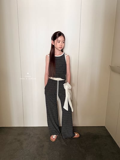 052708條紋背心B5