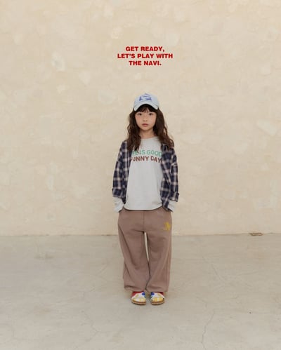 30015英文上衣(兩色)5