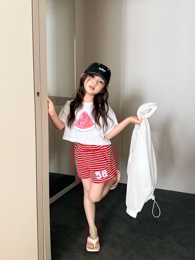 042118數字58紅條短褲6