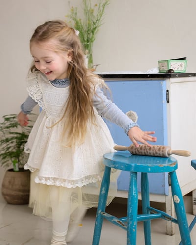 15522浪漫花邊圍裙背心裙(兩色)8