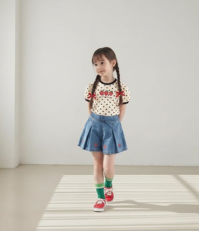 042307草莓上衣(兩色)5