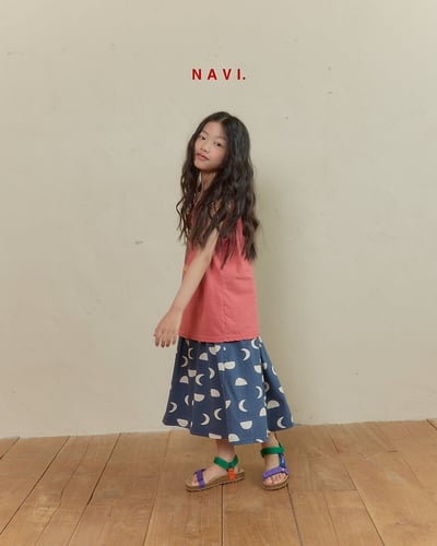 041558夏日背心裙(兩色)13