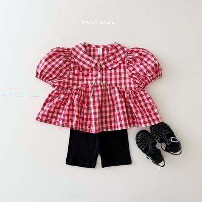 042521翻領紅格子上衣6