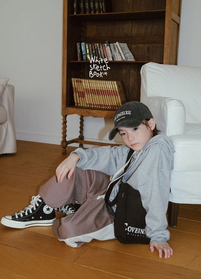 42925側邊寬線條束口褲(八色)6