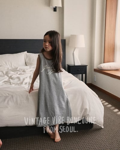 041743英文背心裙(兩色)8