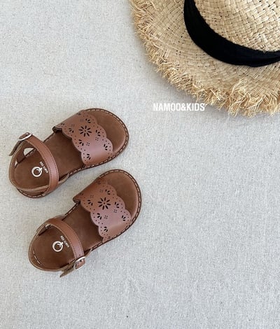 042410雕花涼鞋(兩色)5