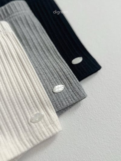 042509直紋內搭褲(三色)3