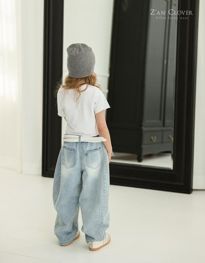 032514淺藍破破牛仔褲5