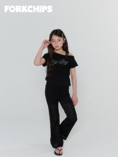 042047造型英文上衣(兩色)8