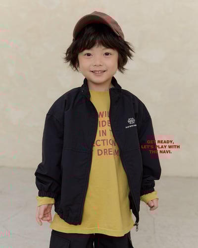 30005英文上衣(兩色)3