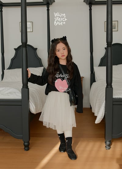 42915英文愛心上衣(兩色)10