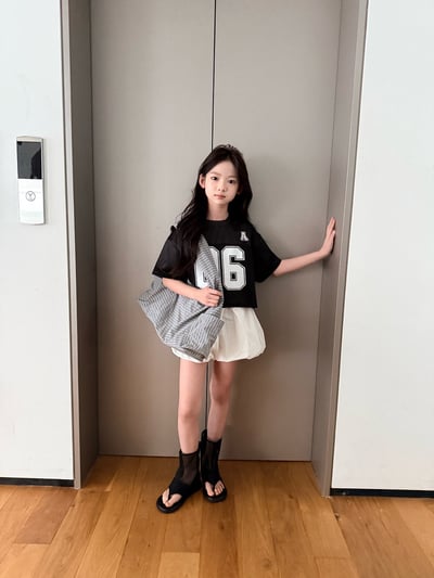 042158數字06上衣(兩色)9