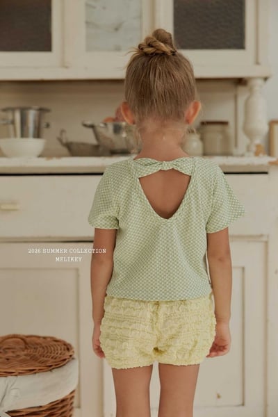 040136背後造型上衣(兩色)11