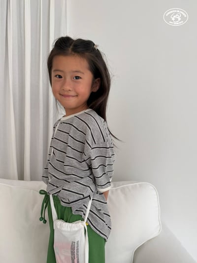 041653條紋上衣(兩色)2