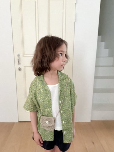 042525翻領花上衣(兩色)5