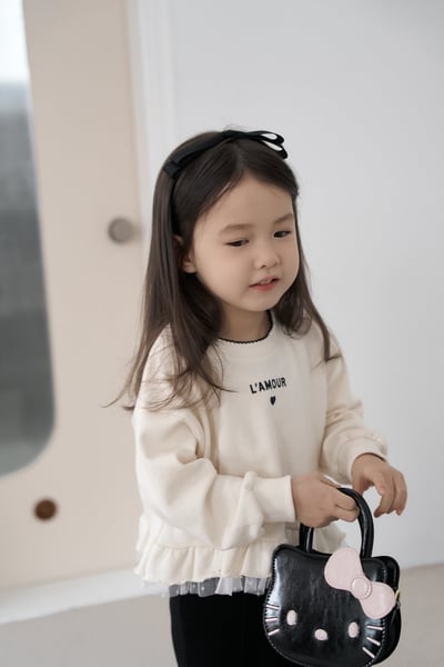 25424愛心造型上衣(兩色)9