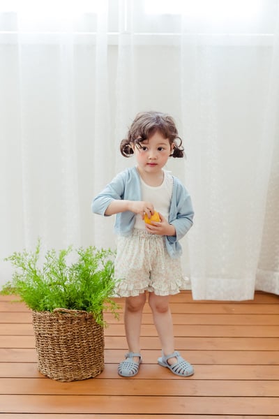 040901下擺花邊外套(三色)17