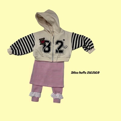 53010數字82連帽外套(兩色)2