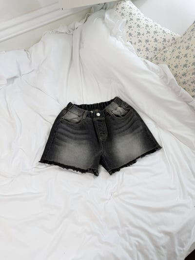 032405抽鬚牛仔短褲(兩色)3