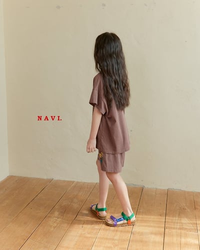 041534英文上衣(兩色)9