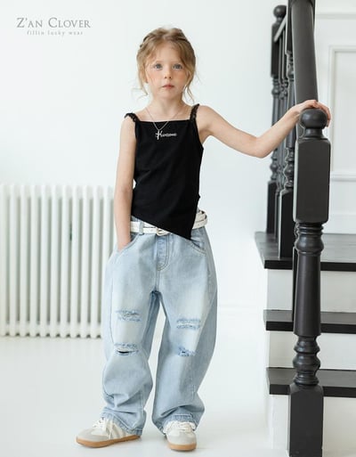 032514淺藍破破牛仔褲9