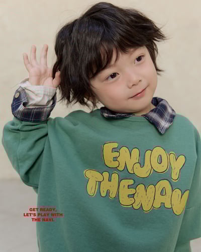 30006英文上衣(兩色)4