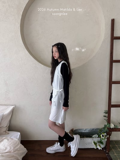 ML82連身裙(兩色)9